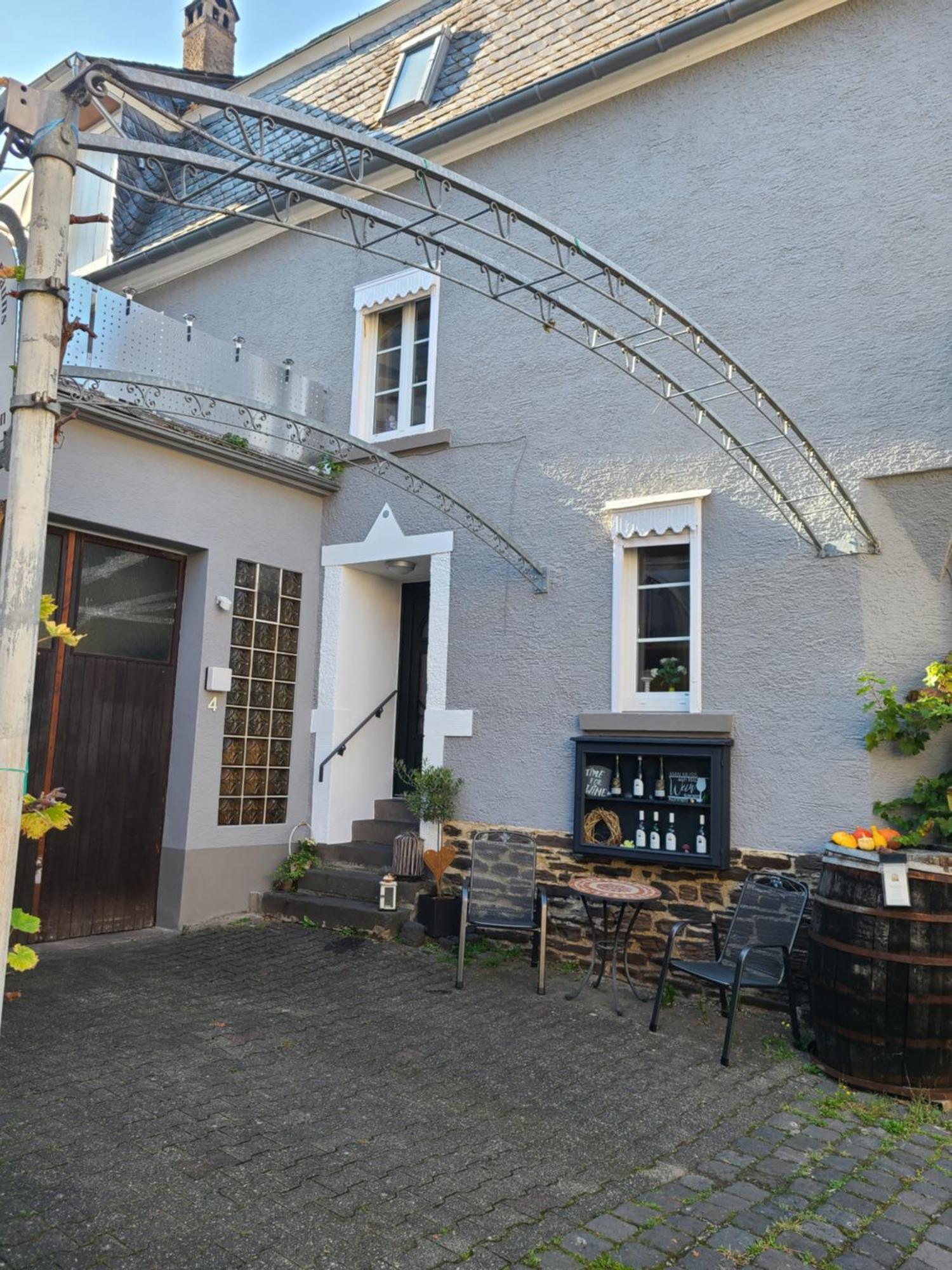 Ferienwohnung Weingut Matthias Dauns Reil Exterior foto